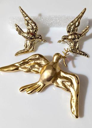 Брошка стиль schiaparelli сережки гвоздики комплект голуб миру