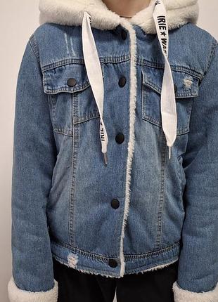 Джинсова куртка утеплена