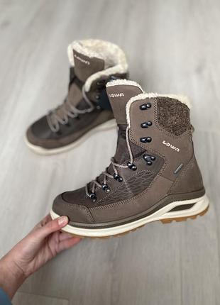 Ботинки зимние кожаные оригинал lowa renegade evo 1704x 7421950 9532 р37.5