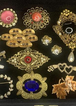 Лот вінтаж брошки