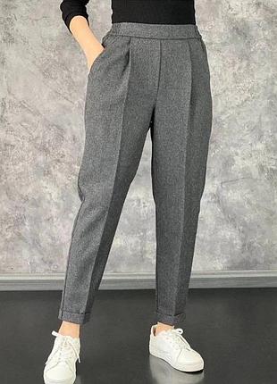 Брюки жіночі