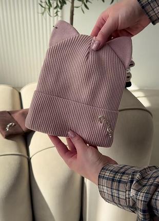 Продам шапку + хомут новые. размер 52-56. не подвел цвет.