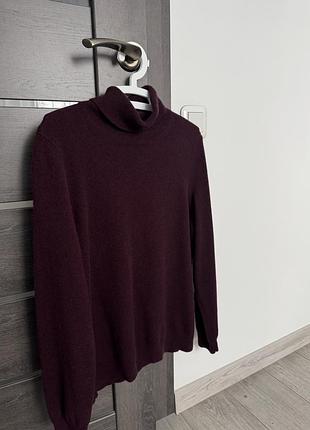 Кашеміровий светр - водолазка.