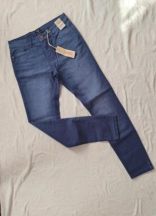 Классные женские новые джинсы