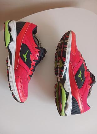 Кросівки  жіночі mizuno wave rider 16