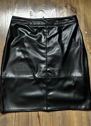 Шкіряна спідниця mohito на 46-48 р.