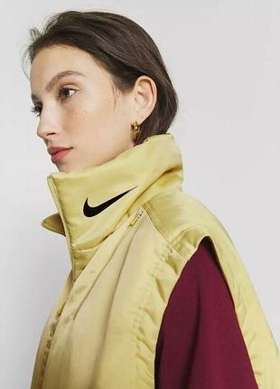 Стильна довга безрукавка nike sportswear thermore cu5845-318