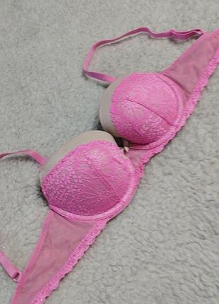 Бюстгальтер чашка 75 в пуш -ап v.s.