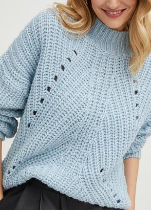 Свитер женский