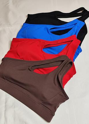 Топ на одне плече