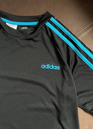 Футболка adidas