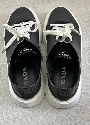 Кроссовки prada, р 40, стелька 26 см отличное состояние