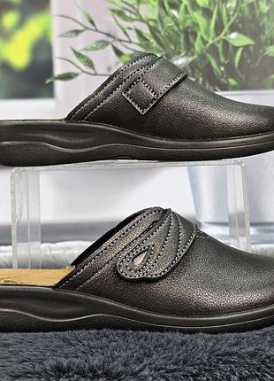 Тапочки женские для дома inblu графитовые эко-кожа на танкетке 8228