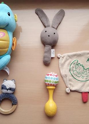 Игрушки для малыша младенца погремушки