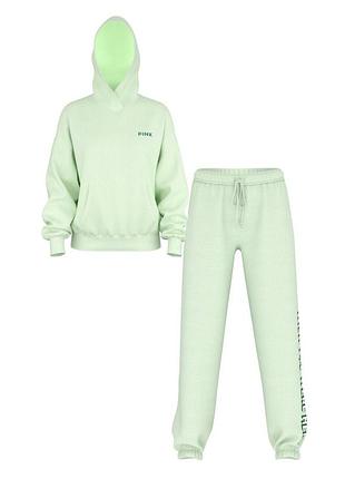 Cпортивный костюм victoria's secret pink