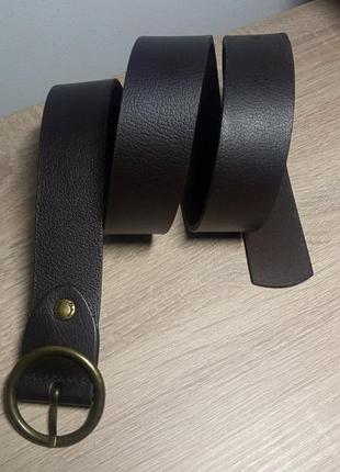 Кожаный темно-коричневый ремень от colin"s