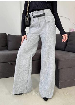 Стильные теплые брюки широкие.