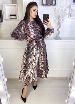 Сукня жіноча