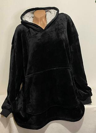 Пушистый плед-худи с капюшоном