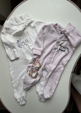 Чоловічки на новонароджену дівчинку 56 розмір