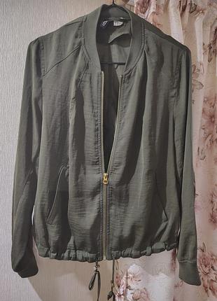 Вітровка divided