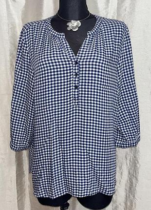 Блуза в клетку с пуговицами
