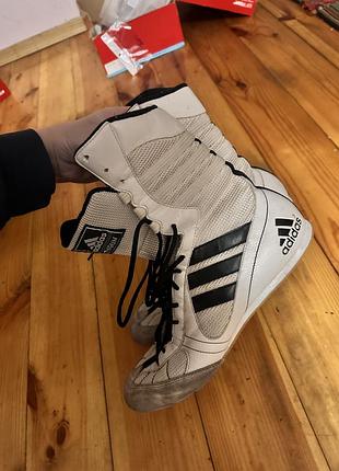 Взуття для боксу (боксерки)