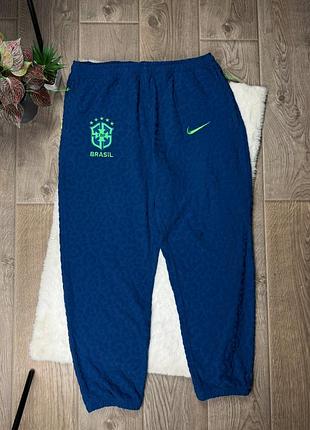 Спортивні штани nike brasil