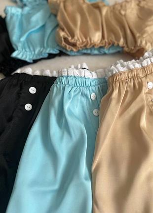 Шовкова піжама