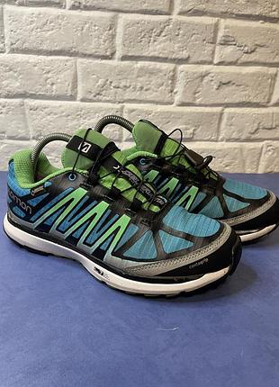 Жіночі трекінгові кросівки salomon
