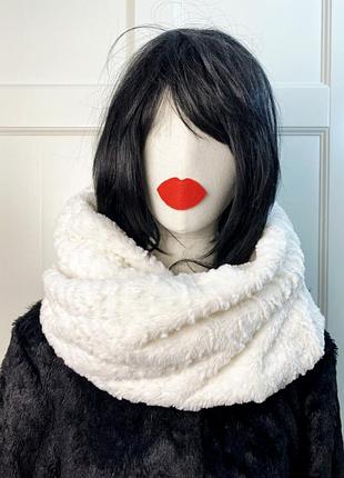 Хутряний снуд хомут шарф c&amp;a білого кольору