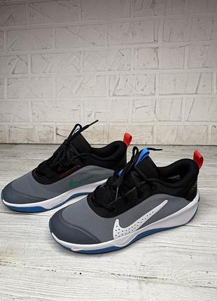 Подростковые кроссовки nike omni multi-court 38 размер 3