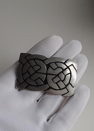 Винтажная брошь st. justin pewter