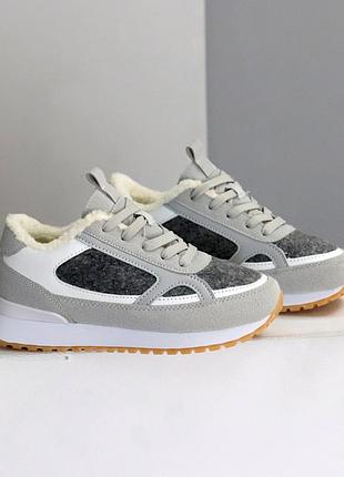 Жіночі зимові кросівки шерсть