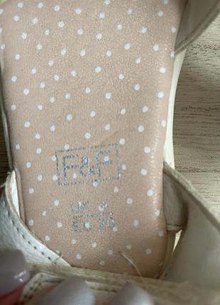 Босоніжки для дівчинки 3