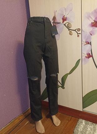 Фирменные, стрейчевые джинсы с биркой!!!