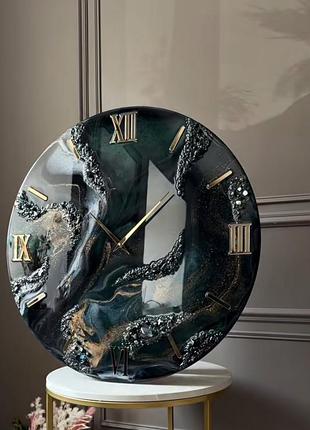 Годинник з епоксидної смоли