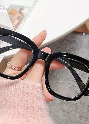 Очки для имиджа круглые с прозрачной линзой черные 20/010