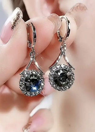 Элегантные серьги в французском стиле