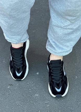 Мужские кроссовки