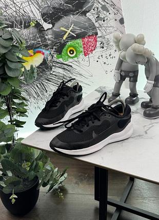 Кросівки nike revolution 35.5 розмір е7082