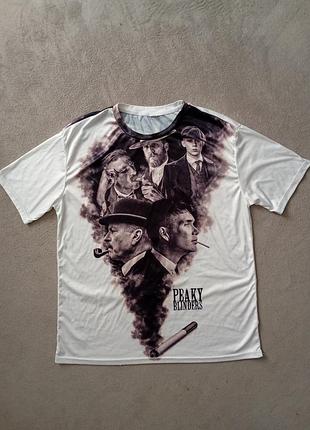 Мужская футболка.