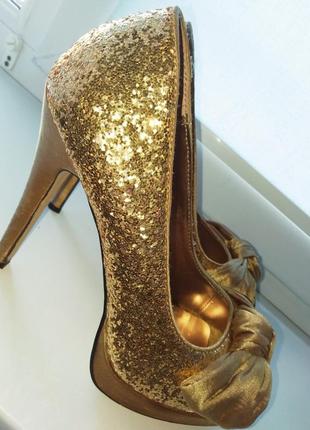 Туфли золотые в блёстках dorothy perkins (великобритания) 37 р.1 фото