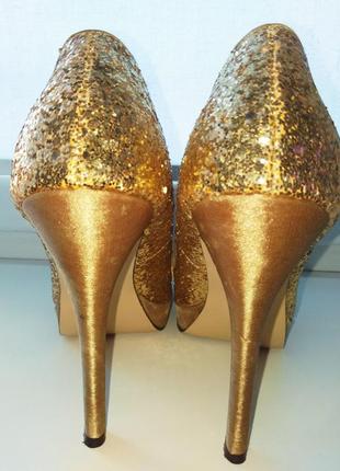 Туфли золотые в блёстках dorothy perkins (великобритания) 37 р.4 фото