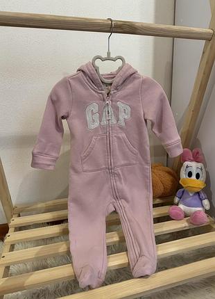 Флісовий ромпер gap розмір 6-12м стан- відмінний, є незначне пожовтіння на букві а