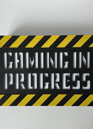 Подставка  с подсветкой лайтбокс с надписью «gaming in progress»