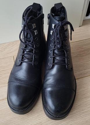 Кожанные, зимние, черные ботинки