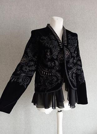 Неймовірний розкішний оксамитовий велюровий  піджак жакет вишитий бісером у вінтажному стилі