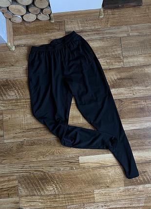 Спортивні штани nike