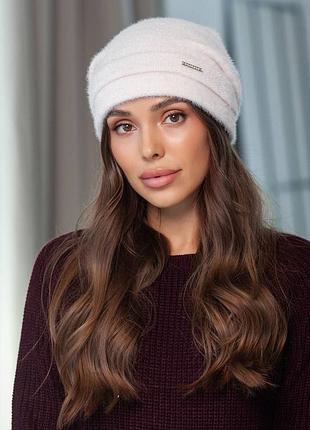 Стильна, трендова шапочка